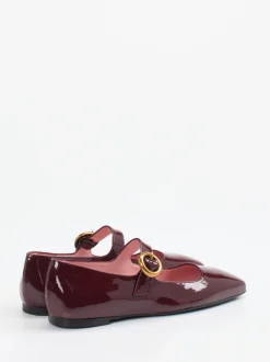 Pretty Ballerinas – Mary Janes aus Lackleder Bordeaux