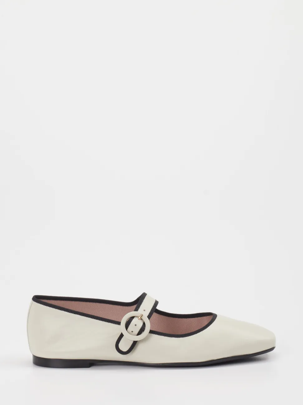 Pretty Ballerinas – Mary Jane Flats aus Glattleder Cremeweiß