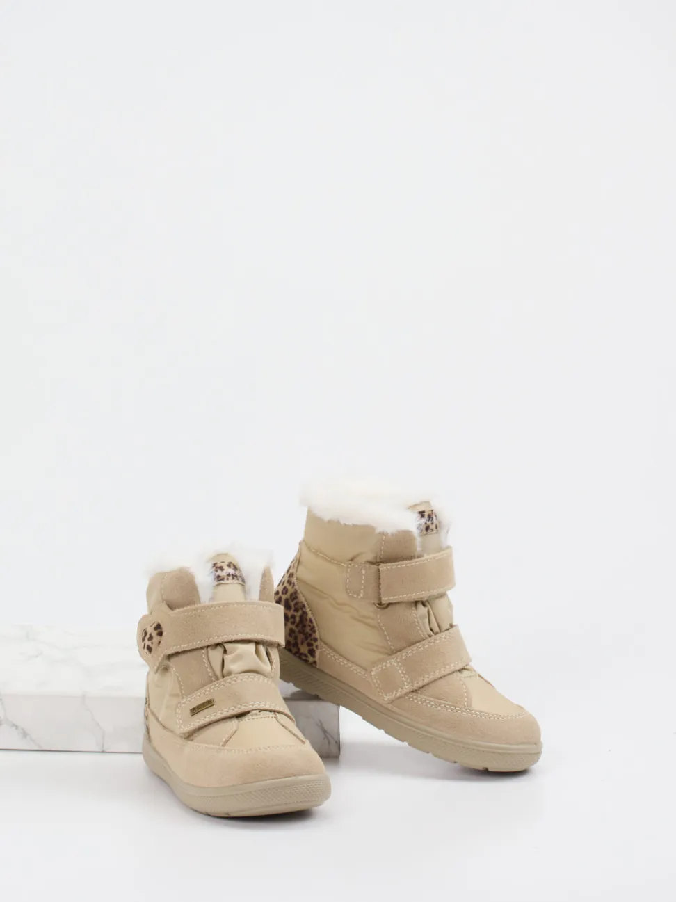 Primigi – Kinderboots aus Veloursleder beige