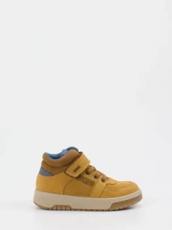 Primigi – Mid-Top Sneaker aus Nubukleder honiggelb