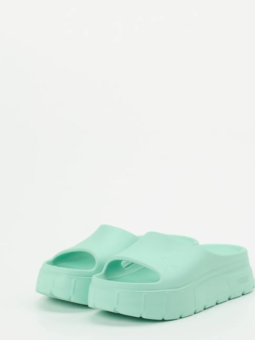 Puma – Badepantolette aus Gummi in Mintgrün