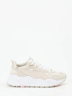 Puma – Chunky Sneaker aus Veloursleder Beige