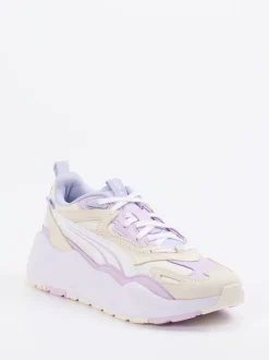 Puma – Chunky Sneaker aus Veloursleder cremeweiß