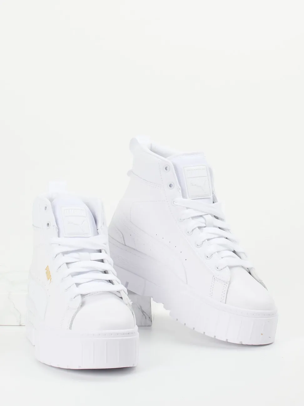 Puma – High-Top-Sneaker aus Leder in Weiß-Gold
