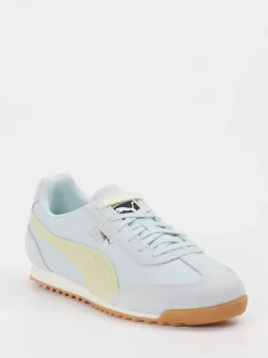 Puma – Retro-Sneaker aus Veloursleder in Pastellblau