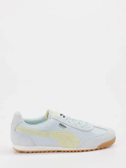 Puma – Retro-Sneaker aus Veloursleder in Pastellblau