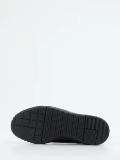 Puma – Sneaker aus Leder in Schwarz mit Goldakzenten