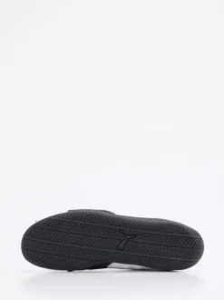 Puma – Sneaker aus Leder in Weiß mit Retro-Look
