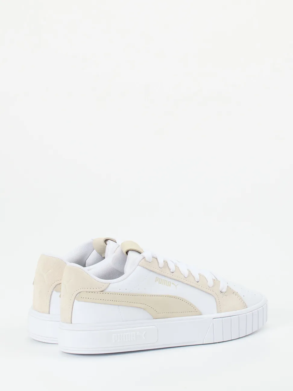 Puma – Sneaker aus Leder in Weiß mit Velours