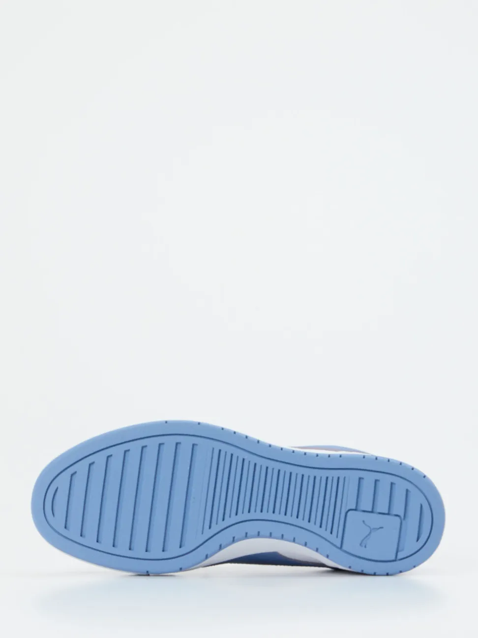 Puma – Sneaker aus Leder in Hellblau-Weiß