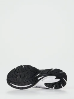 Puma – Sneaker aus Textil in Weiß & Silber