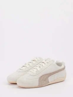 Puma – Sneaker aus Veloursleder Cremeweiß
