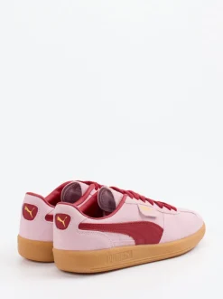 Puma – Sneaker aus Veloursleder in Rosé