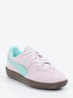 Puma – Sneaker aus Veloursleder in Pastellrosa