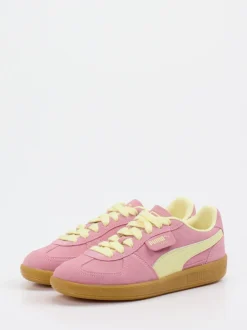 Puma – Sneaker aus Veloursleder in Rosa