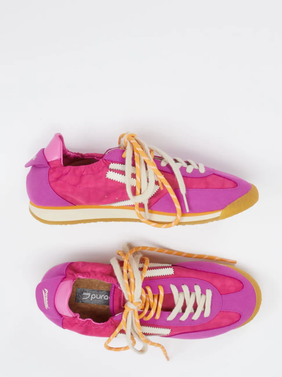 Puraai – Retro-Sneaker aus Velour und Textil Pink