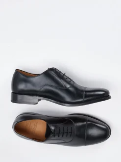 Quarvif – Oxford-Schnürschuh aus Kalbleder Schwarz