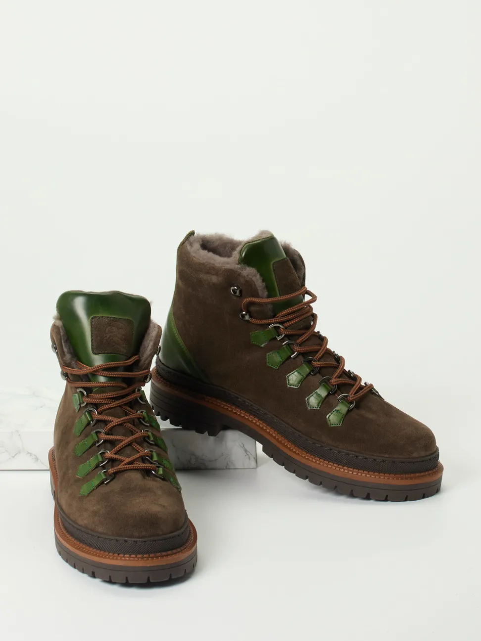 Quarvif – Schnürboots aus Veloursleder schokobraun