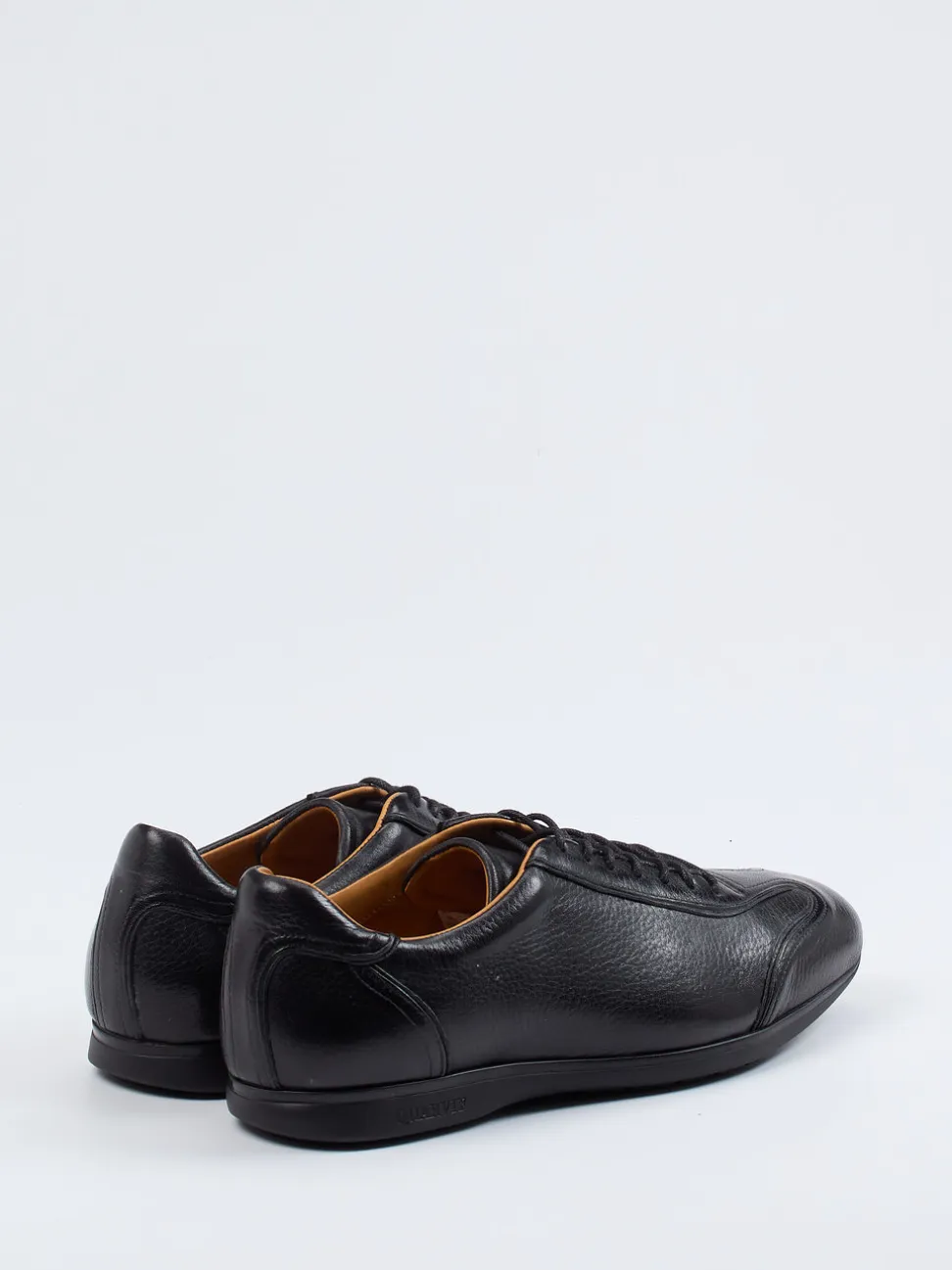 Quarvif – Sneaker aus Lammleder Schwarz