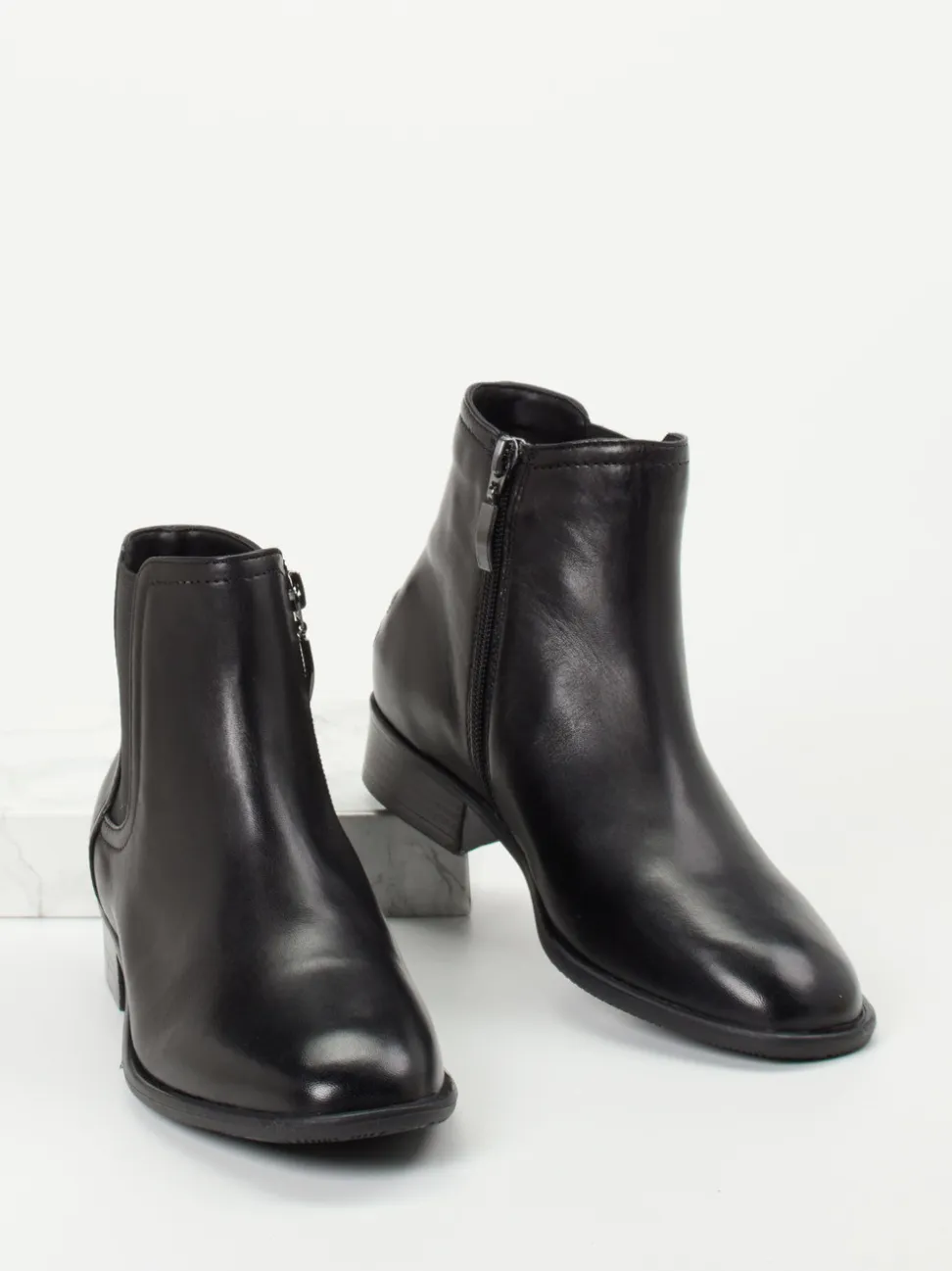 Ralph Harrison – Chelsea Boots aus Kalbleder Schwarz