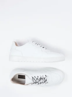 Ralph Harrison – Sneaker aus Kalbleder in Weiß