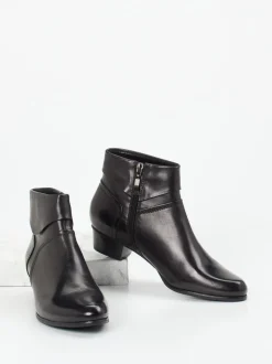 Ralph Harrison – Stiefelette aus Lammleder Schwarz
