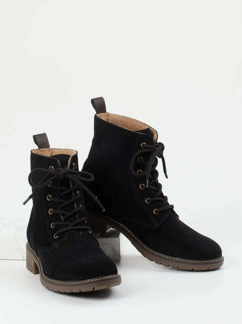 Ralph Harrison Classic – Schnürboots aus Veloursleder Schwarz