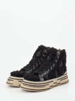 Rebecca White – High-Top-Sneaker aus Textil in Schwarz