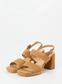 Regarde Le Ciel – Sandalen aus Nubukleder cognacbraun