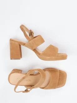 Regarde Le Ciel – Sandalen aus Nubukleder cognacbraun