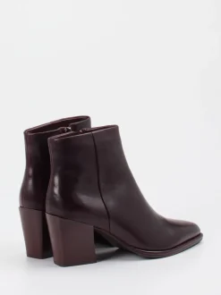 Regarde Le Ciel – Stiefelette aus Kalbleder dunkelrot
