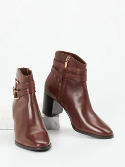 Regarde Le Ciel – Stiefelette aus Lammleder braun