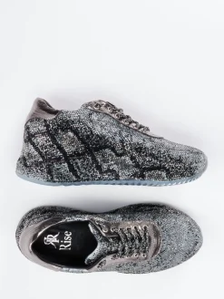 Rise – Sneaker aus Metallic-Textil in Silbergrau