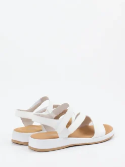 Sandale