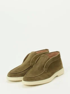 Santoni – Desert Boots aus Veloursleder olivbraun