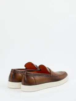 Santoni – Loafer aus Kalbleder in Mittelbraun