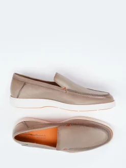 Santoni – Loafer aus Kalbleder in Taupe