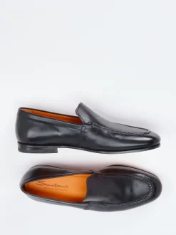 Santoni – Loafer aus Lammleder in Schwarz