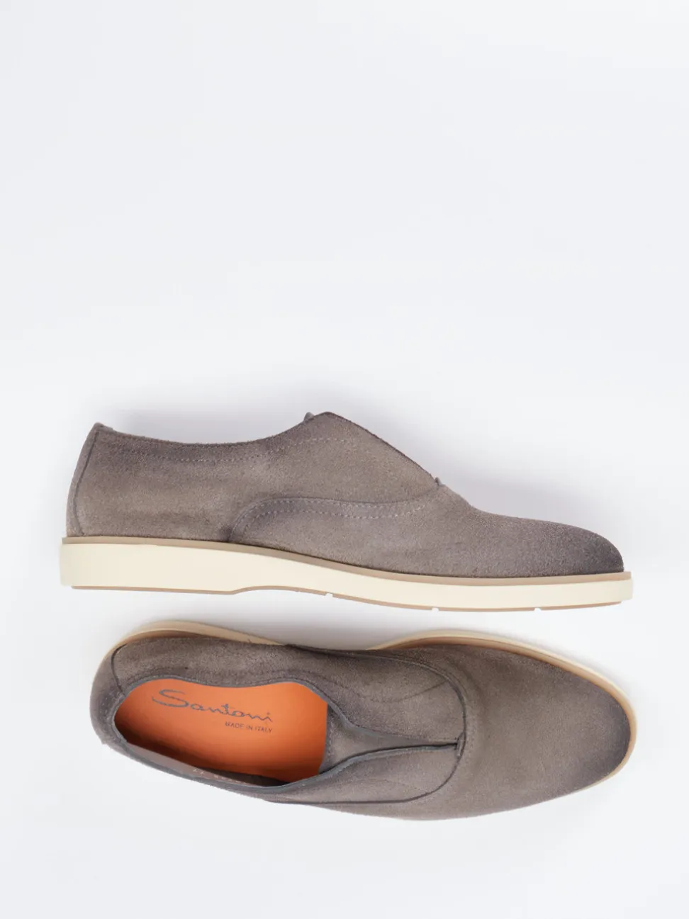 Santoni – Slip-On aus Veloursleder in Grau