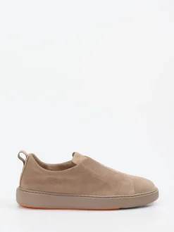 Santoni – Slip-On Sneaker aus Veloursleder Sandbeige