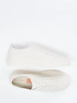 Santoni – Sneaker aus Kalbleder cremeweiß