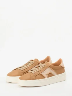 Santoni – Sneaker aus Kalbleder in Karamellbraun