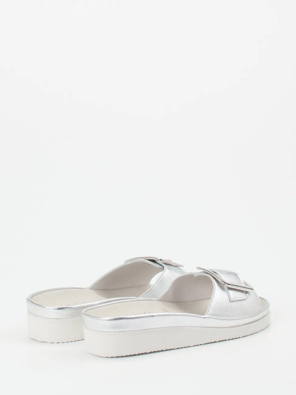 Semler – Pantoletten aus Metallicleder in Silber