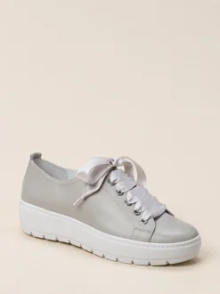 Semler – Plateau-Sneaker aus Kalbleder Hellgrau