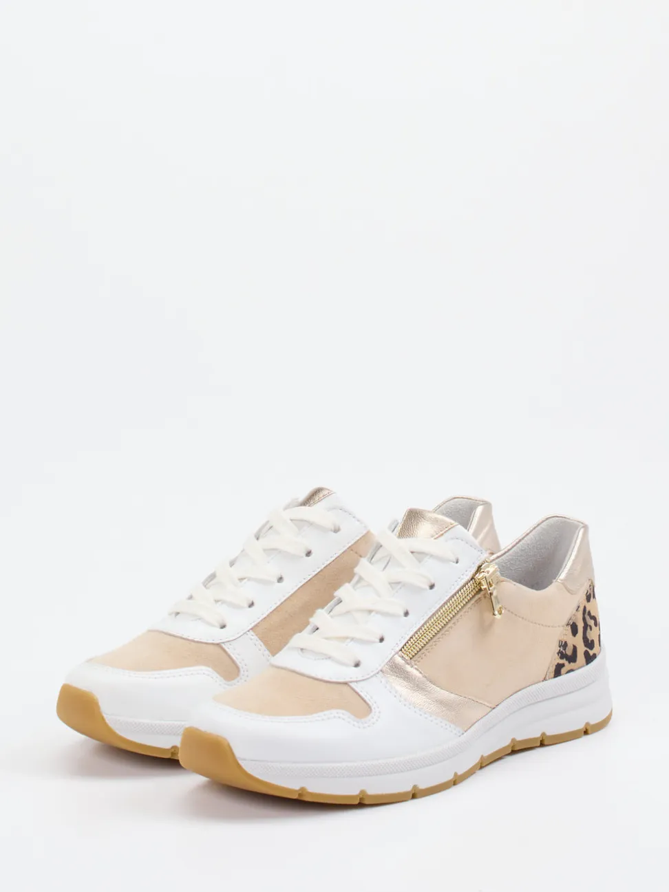 Semler – Sneaker aus Veloursleder in Beige