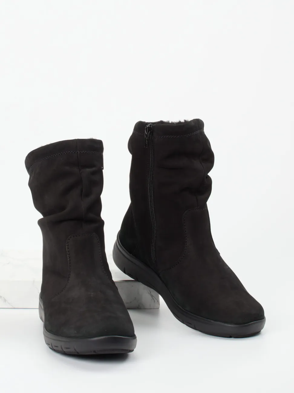 Semler – Stiefelette aus Nubukleder schwarz
