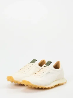 Shoto – Sneaker aus Känguruleder in Cremeweiß