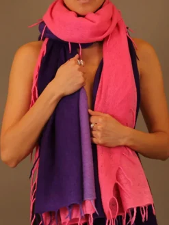 Simone Bruns – Schal aus Kaschmir in Pink-Violett