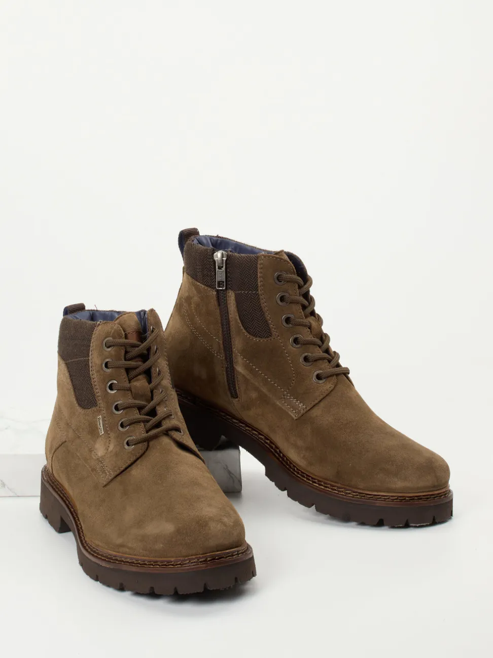 Sioux – Schnürboots aus Veloursleder braun