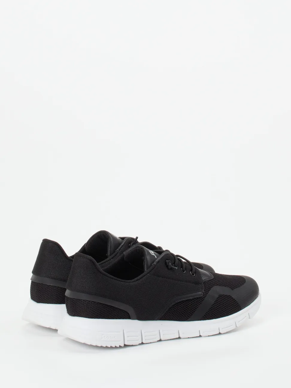 Sioux – Sneaker aus Textil und Mesh schwarz